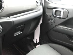 2018 Jeep Wrangler Unlimited Sahara — thumbnail 17