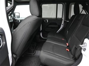 2018 Jeep Wrangler Unlimited Sahara — thumbnail 18