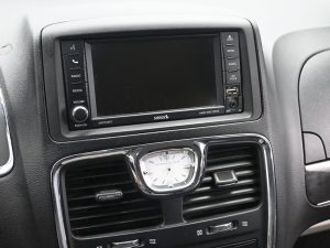 Used 2013 Chrysler Town & Country Touring — thumbnail 30